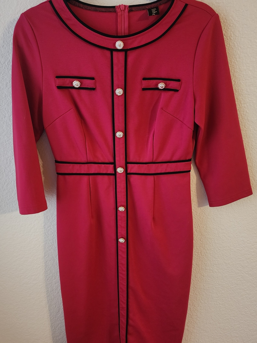 Chic Fuchsia Midi Dress with Black Trim and Decorative Buttons